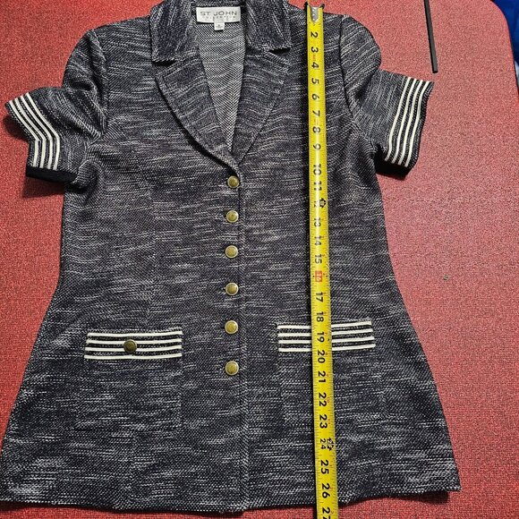 St. John Black & White Santana Knit Blazer Jacket Sz 6 Gold Button Nautical - Picture 12 of 12